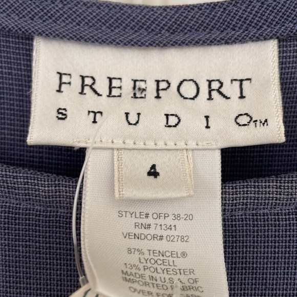 NWT L.L. Bean Freeport Studio Dress Size 4 - Picture 2 of 6